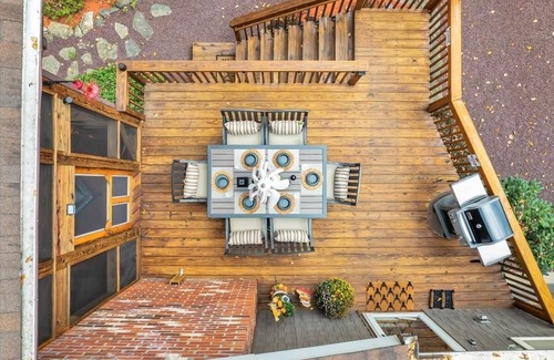 Gouldsboro House | 3 Bed/3 Bath Cabin 3Mins to Lake- Sleeps 9 w/WIFI, Pool Table, Games & FirePit