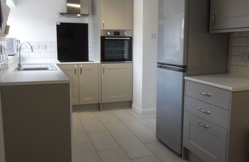 Newport House | 3 Bed Broomfield Road Newport Shropshire