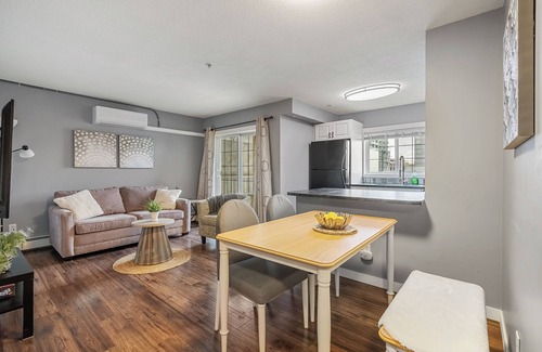 East Village Condo | 3-Bed by River, AC, Free Parking, Near Saddledome