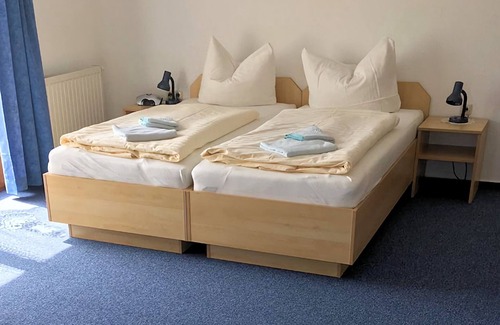 Ueckeritz Hotel | 3-bed room /floor. - Hotel Pension Neptun