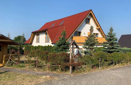 Ueckeritz Hotel | 3-bed room /floor. - Hotel Pension Neptun