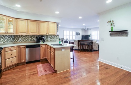Tybee Island Villa | 3 Bed Villa on South End of beautiful Tybee Island