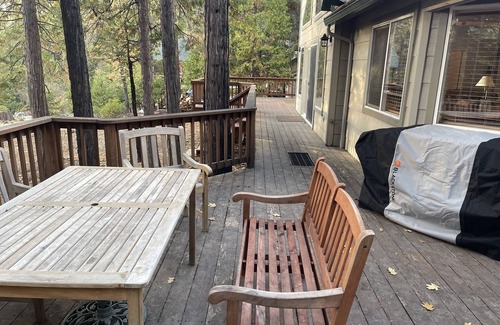 Granite Ridge House | 3 Bedroom, 2.5 Bathroom, Sleeps 6