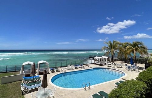 Saint Lawrence Apartment | 3 Bedroom 2 bath Waterfront Condo - Walk out to pool.