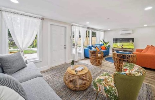 Vero Beach Apartment | 3 Bedroom 653765 by Houzlet