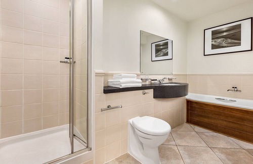 Auchterarder Cabin | 3 bedroom accommodation in Auchterarder, Nr Gleneagles