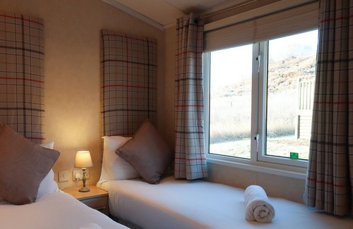 Banavie Cottage | 3 bedroom accommodation in Muirshearlich, near Fort William