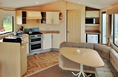 Aberystwyth House | 3 bedroom accommodation in Clarach Bay, Nr Aberystwyth