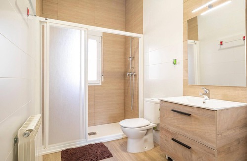Oria House | 3 bedroom accommodation in El Campillo