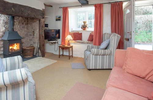 Cullompton Cottage | 3 bedroom accommodation in Kentisbeare, near Cullompton