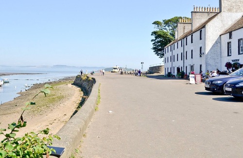 Cramond Cottage | 3 bedroom accommodation in Cramond Village, near Edinburgh