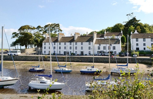 Cramond Cottage | 3 bedroom accommodation in Cramond Village, near Edinburgh
