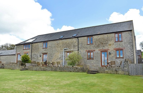 Sherborne Cottage | 3 bedroom accommodation in Leigh, near Sherborne