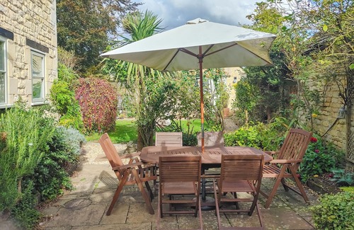 Stamford Cottage | 3 bedroom accommodation in Tinwell