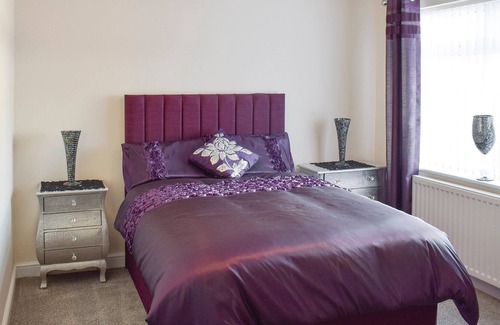 Redcar Cottage | 3 bedroom accommodation in Redcar