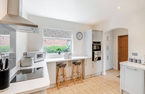 Alne Cottage | 3 bedroom accommodation in Alne, near York