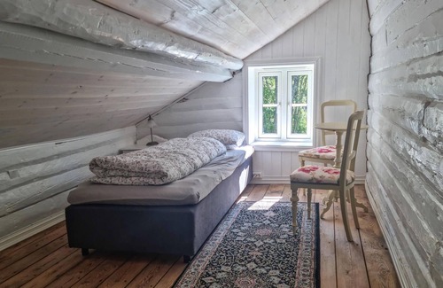 Feda House | 3 bedroom accommodation in Feda