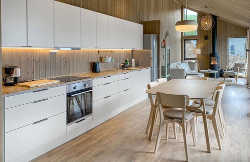 Andalsnes House | 3 bedroom amazing home in åfarnes