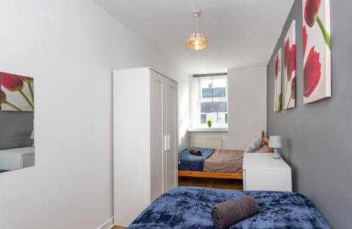Newcastle-upon-Tyne Apartment | 3 bedroom apartment newcastle city centre