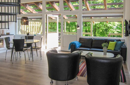 Sandvig Apartment | 3 bedroom awesome apartment in Allinge