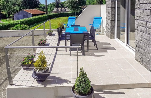 Saint-Carreuc House | 3 bedroom awesome home in Saint-Carreuc