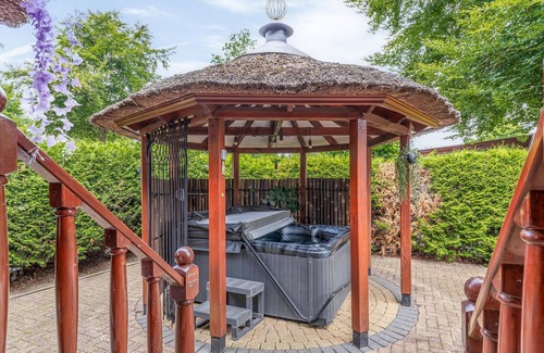 Erm House | 3 bedroom awesome home in Erm