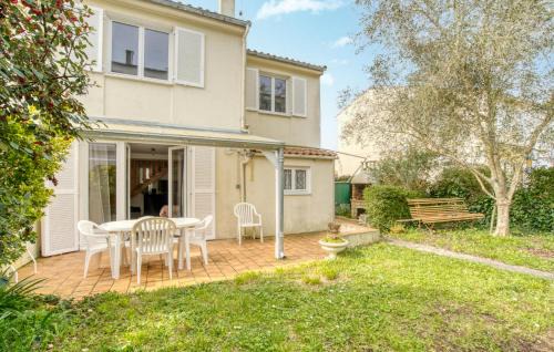 Lagord House | 3 Bedroom Awesome Home In Lagord