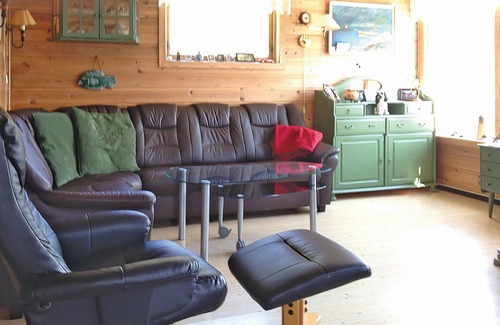 Vagsoy House | 3 bedroom awesome home in Måløy