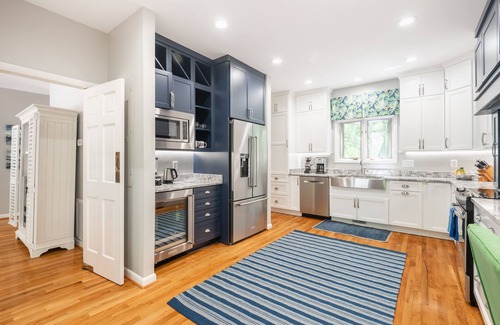 Vanderhorst Plantation House | 3 Bedroom Beach House behind Vanderhorst Gate