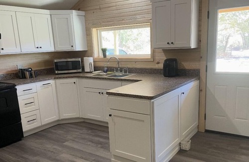 Combs Cabin | 3 bedroom cabin in Combs AR Mill Creek Rd .Closest rental to the Trailhead.