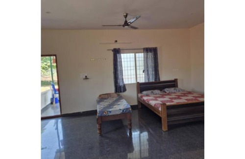 Lansdowne Cabin | 3-bedroom cabin in delightful Kotdwar with AC