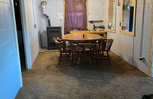 Willard Cabin | 3 Bedroom Cabin on the lake with Recreational trail access