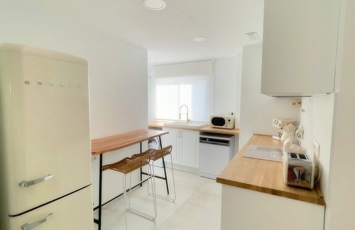 Torrevieja Apartment | 3-bedroom condo in amazing Torrevieja with AC, WiFi