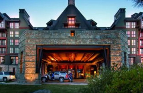 Truckee Condo | 3 Bedroom Condo, Sleeps 10, at Ritz Carlton Lake Tahoe!