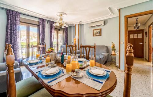 Pegalajar Apartment | 3 Bedroom Cozy Apartment In Pegalajar