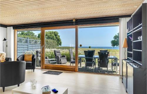 Frørup House | 3 Bedroom Cozy Home In Frørup