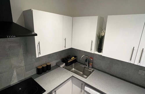 Euston Apartment | 3-Bedroom Flat Next to Euston Station – Central London Location