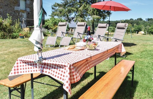 Saint-Michel-de-Montjoie House | 3 bedroom accommodation in St-Michel-de-Montjoie