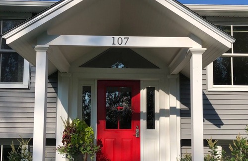 Addison House | 3-bedroom house 20 min. from Middlebury. Amazing decks with Adirondack view.
