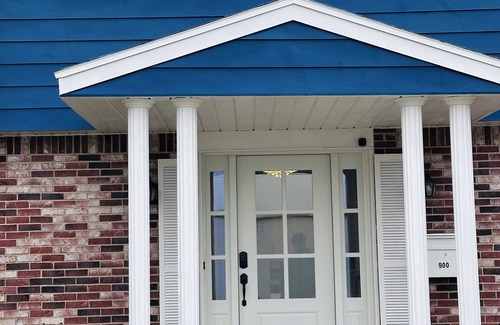 Carnegie House | 3-bedroom house in enjoyable Carnegie with AC, WiFi