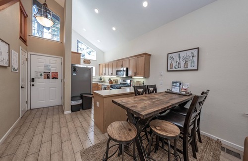 Shaver Lake House | 3 bedroom house with huge deck and central a/c