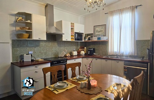 Lamington House | 3 Bedroom Little Addis Cottage in Historic Kalgoorlie