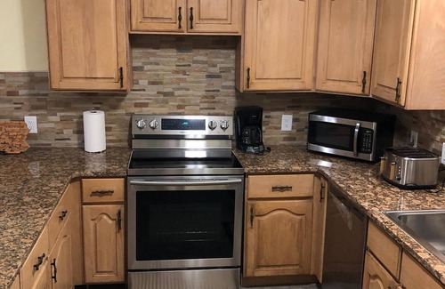 Long Pond House | 3 Bedroom + Loft/BBQ Grill/Backyard