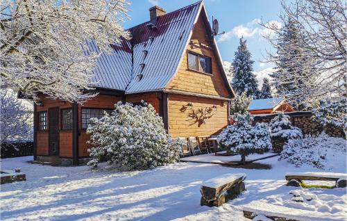 Nowe Warpno House | 3 Bedroom Lovely Home In Nowe Warpno