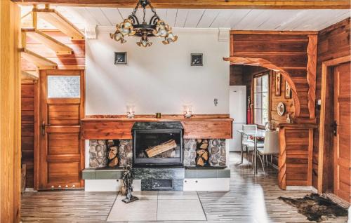 Nowe Warpno House | 3 Bedroom Lovely Home In Nowe Warpno