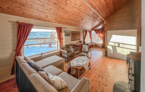 Ringsaker Apartment | 3 Bedroom Nice Apartment In Brøttum