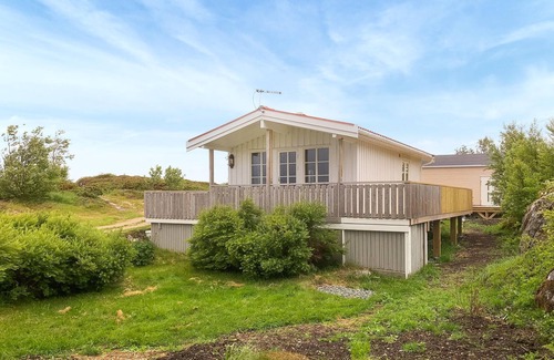 Kvenvær House | 3 bedroom nice home in Kvenvær