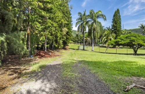 Naalehu Condo | 3 Bedroom Ocean View Home for 8 - Hale Kamaoa