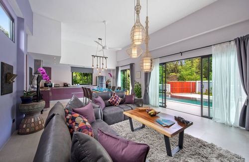 Thong Krut Villa | 3 Bedroom Pool Villa "Baan Suaan Bua" South Samui's premier hide-away.