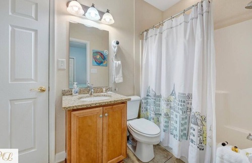Huddleston Resort | 3 bedroom resort ML beautiful SML condo w/ indoor pool WiFi and dinning.